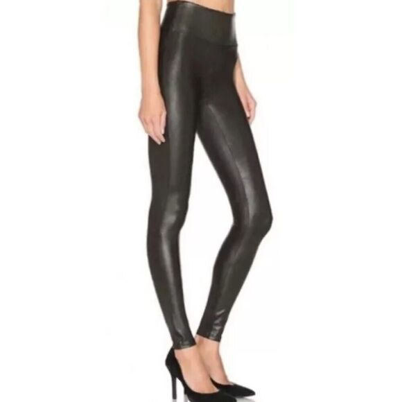 Spanx Womens Size Medium M Black Faux Leather Nylon Blend Waxy Comfort Leggings - Picture 2 of 6